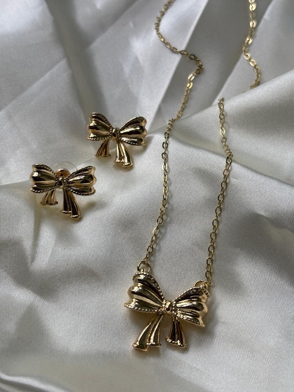 Dainty Chic Bow Set