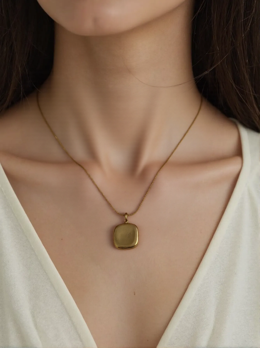 Stainless Steel Square Pendant Neckchain