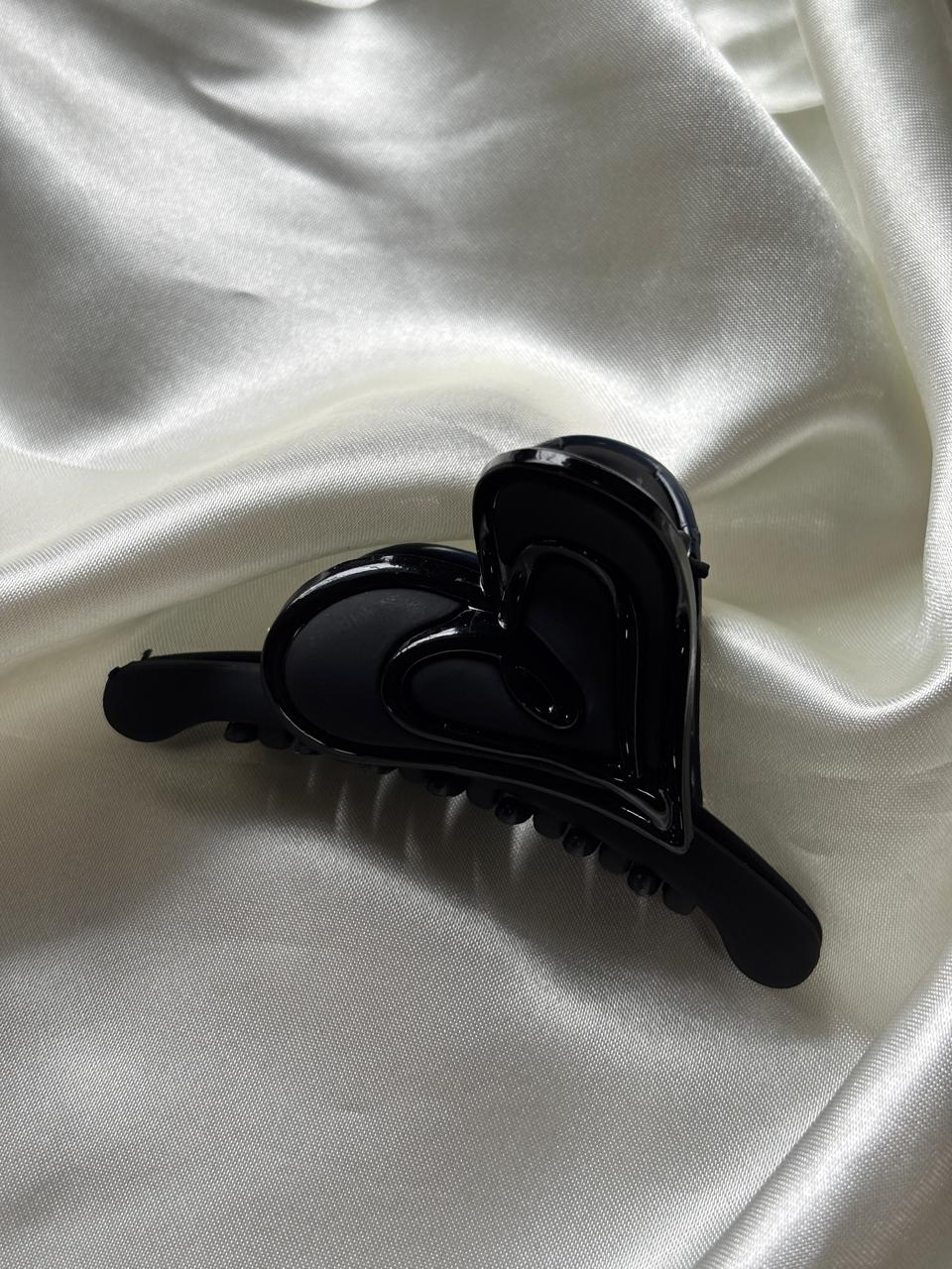 Pinteresty Heart Shaped Hair Clutch