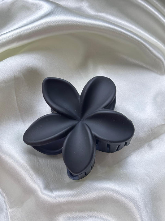 Flower Claws Hair Clutch
