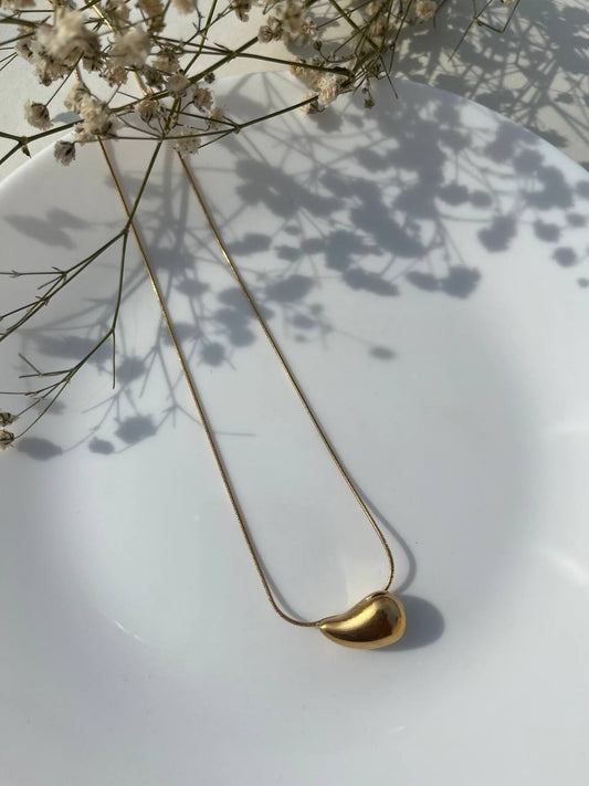 Stainless Steel Tear-Drop Pendant Neckchain